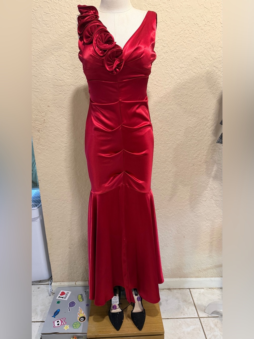 Xscape Red Satin Prom Dress Size 2 Petite